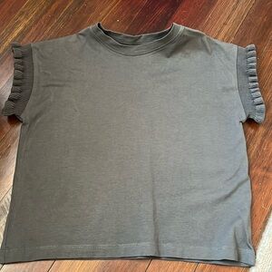 Grey ruffle t shirt